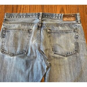 J Crew 770 Straight Denim Jeans‎ Mens Size 34x32 Light Wash, Hole Left Knee